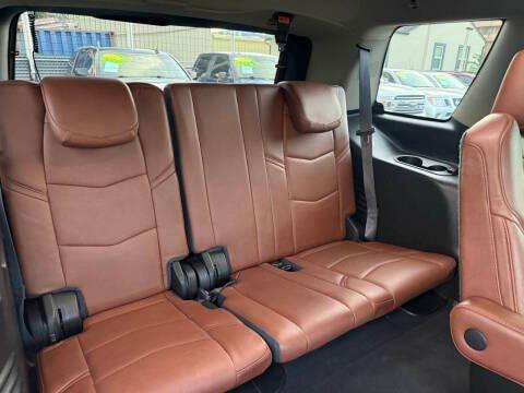 Cadillac Escalade 4WD 4dr Luxury Collection 2016