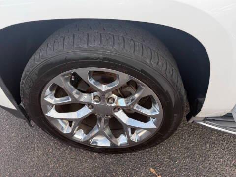 Cadillac Escalade 4WD 4dr Luxury Collection 2016