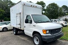 2004 Ford Econoline 