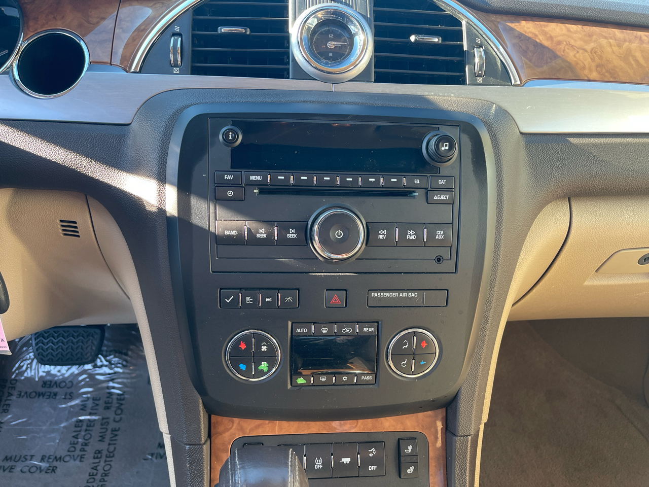 Buick Enclave Leather AWD 2012