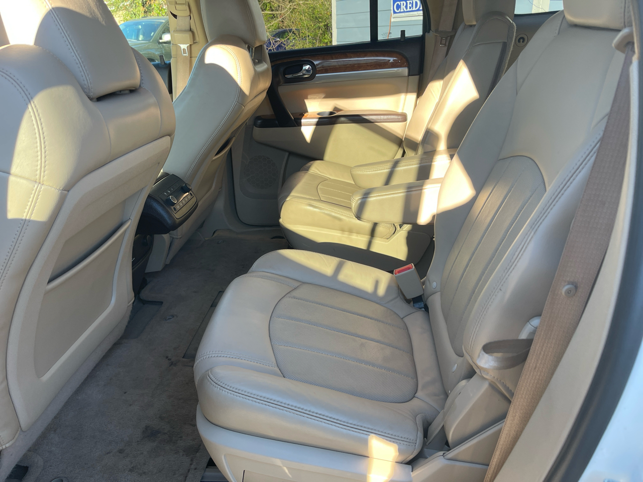 Buick Enclave Leather AWD 2012