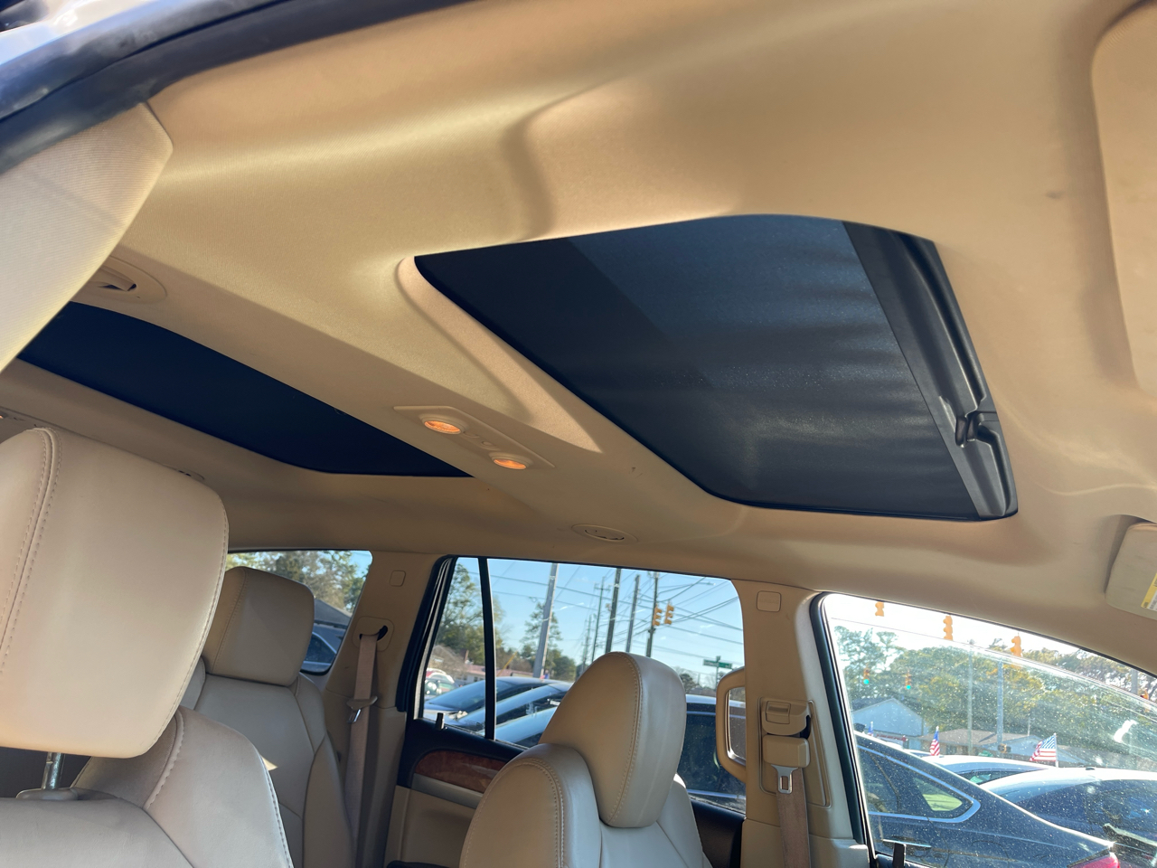 Buick Enclave Leather AWD 2012