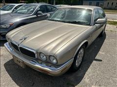 1999 Jaguar XJ Sedan 