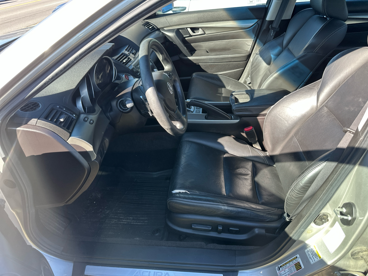 Acura TL 4dr Sdn Auto SH-AWD Tech 2009 Acura TL 4dr Sdn Auto SH-AWD Tech 2009
