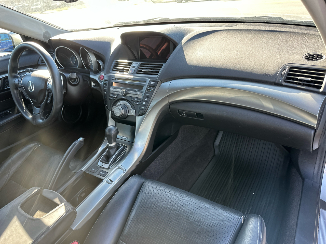 Acura TL 4dr Sdn Auto SH-AWD Tech 2009 Acura TL 4dr Sdn Auto SH-AWD Tech 2009