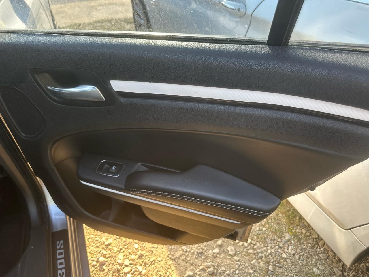 Chrysler 300 S V6 RWD 2016