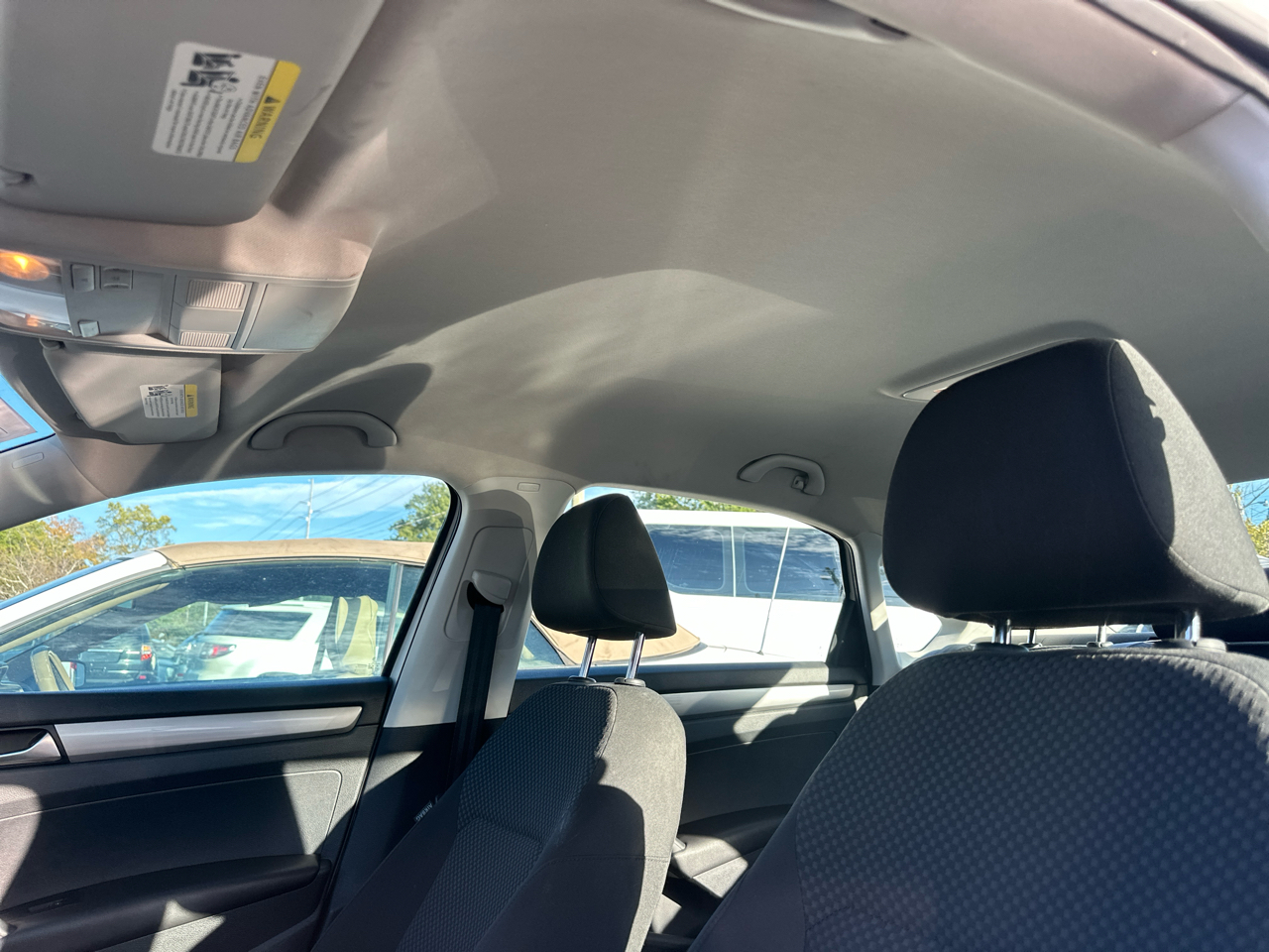 Volkswagen Passat 2.5L S W/Appearance 2012 Volkswagen Passat 2.5L S W/Appearance 2012