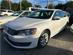 2012 Volkswagen Passat  2012 Volkswagen Passat