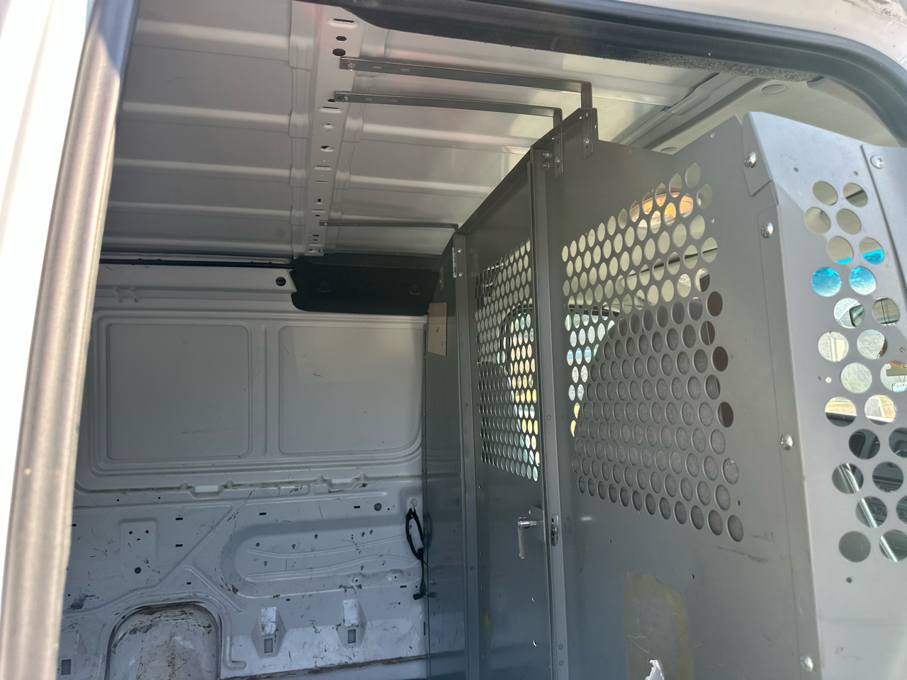 Ford Econoline E-250 2006