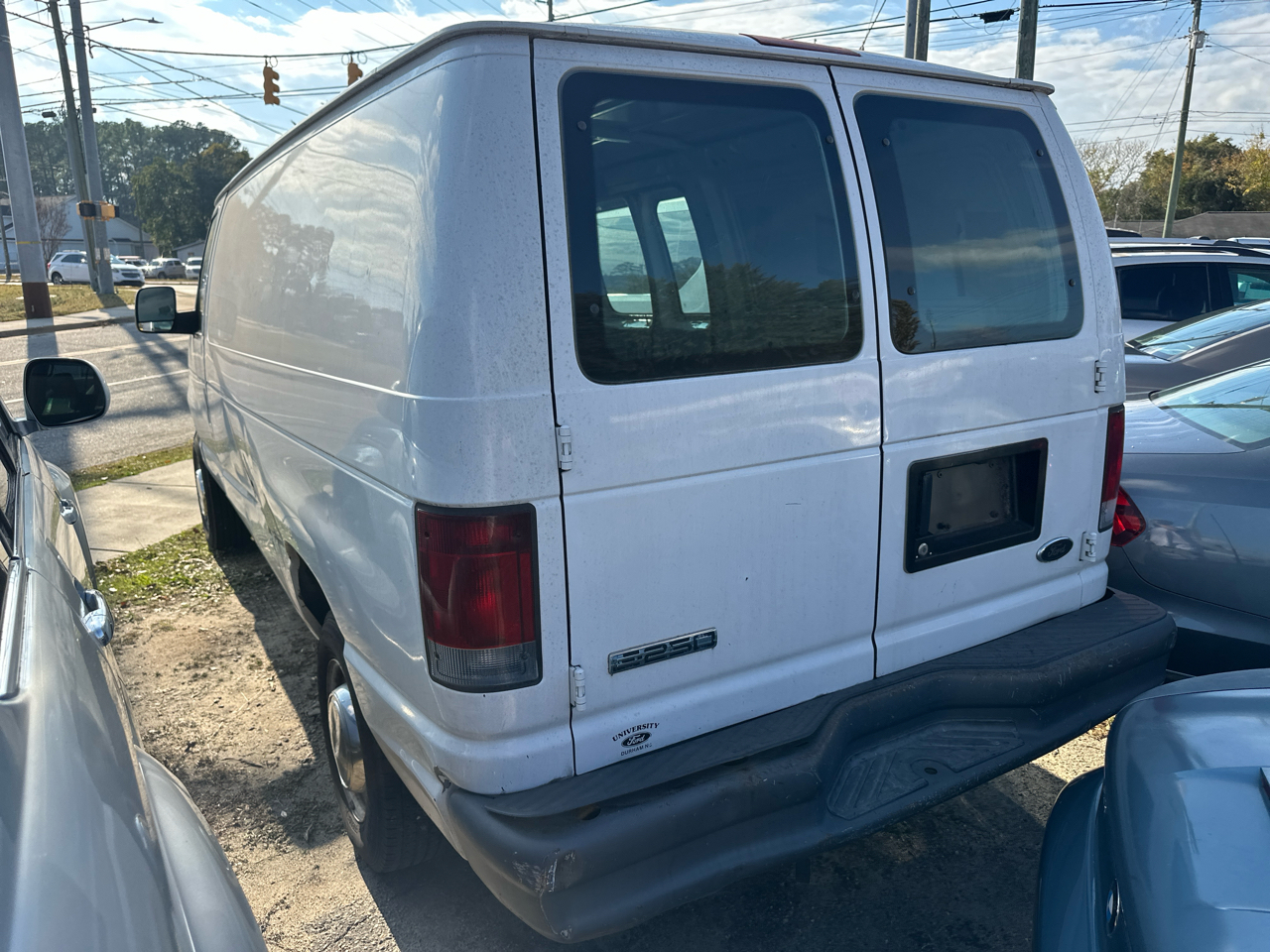Ford Econoline E-250 2006