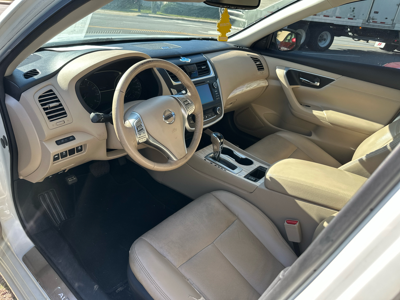 Nissan Altima 2.5 SR 2016 Nissan Altima 2.5 SR 2016