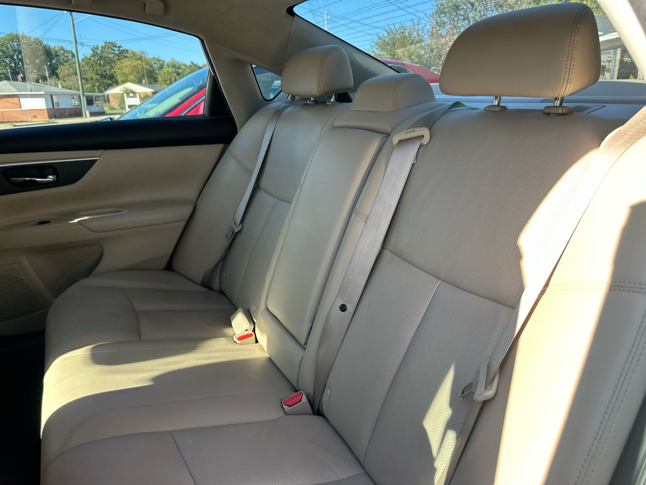 Nissan Altima 2.5 SR 2016 Nissan Altima 2.5 SR 2016