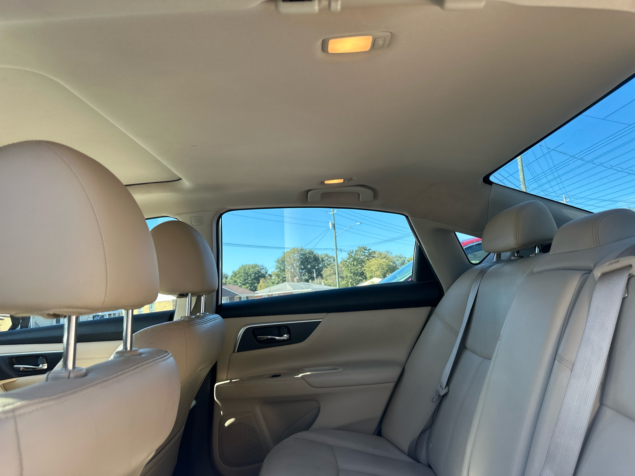 Nissan Altima 2.5 SR 2016 Nissan Altima 2.5 SR 2016