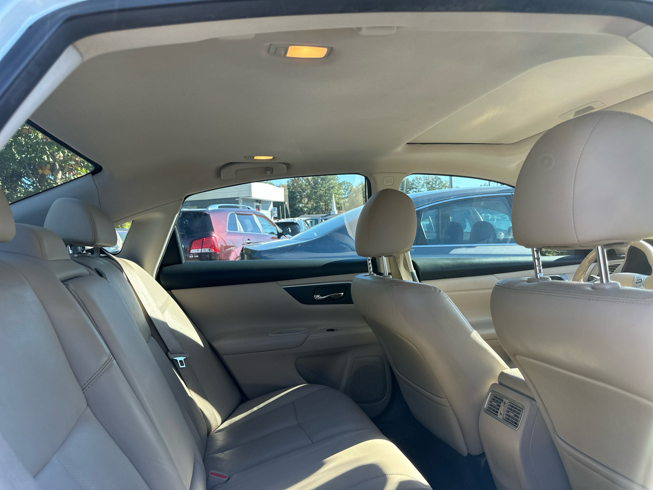 Nissan Altima 2.5 SR 2016 Nissan Altima 2.5 SR 2016