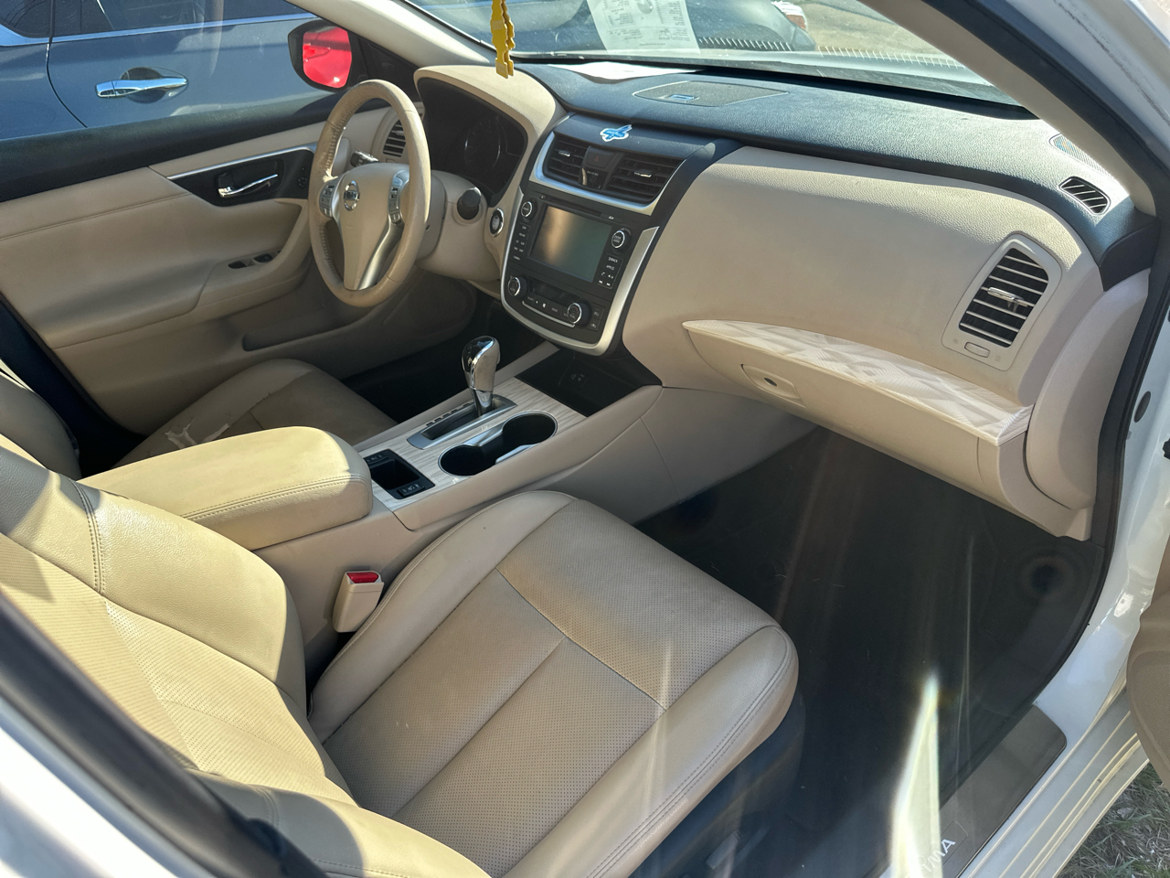 Nissan Altima 2.5 SR 2016 Nissan Altima 2.5 SR 2016