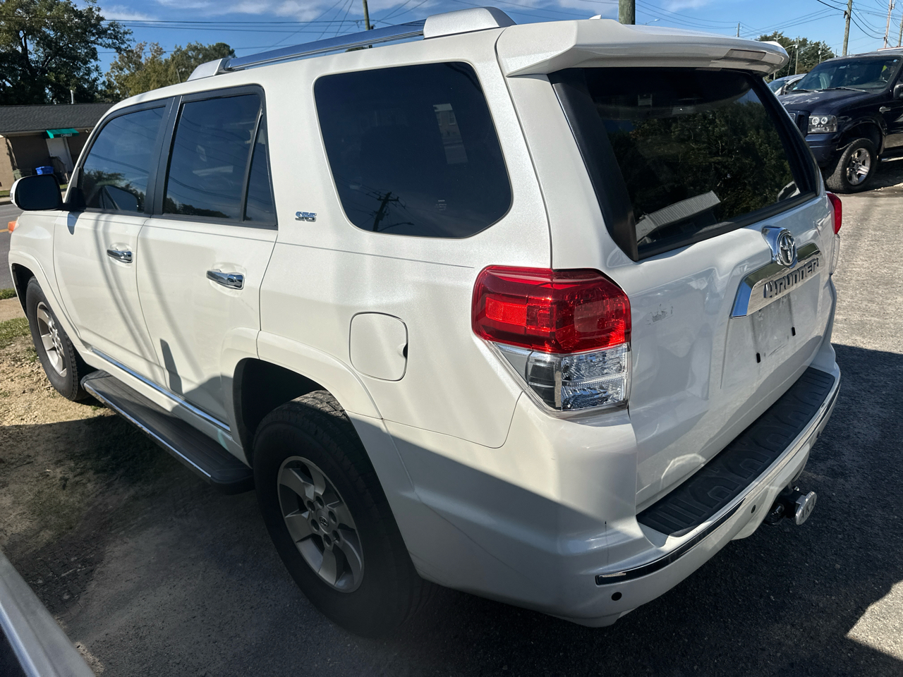 Toyota 4Runner SR5 2WD 2011 Toyota 4Runner SR5 2WD 2011