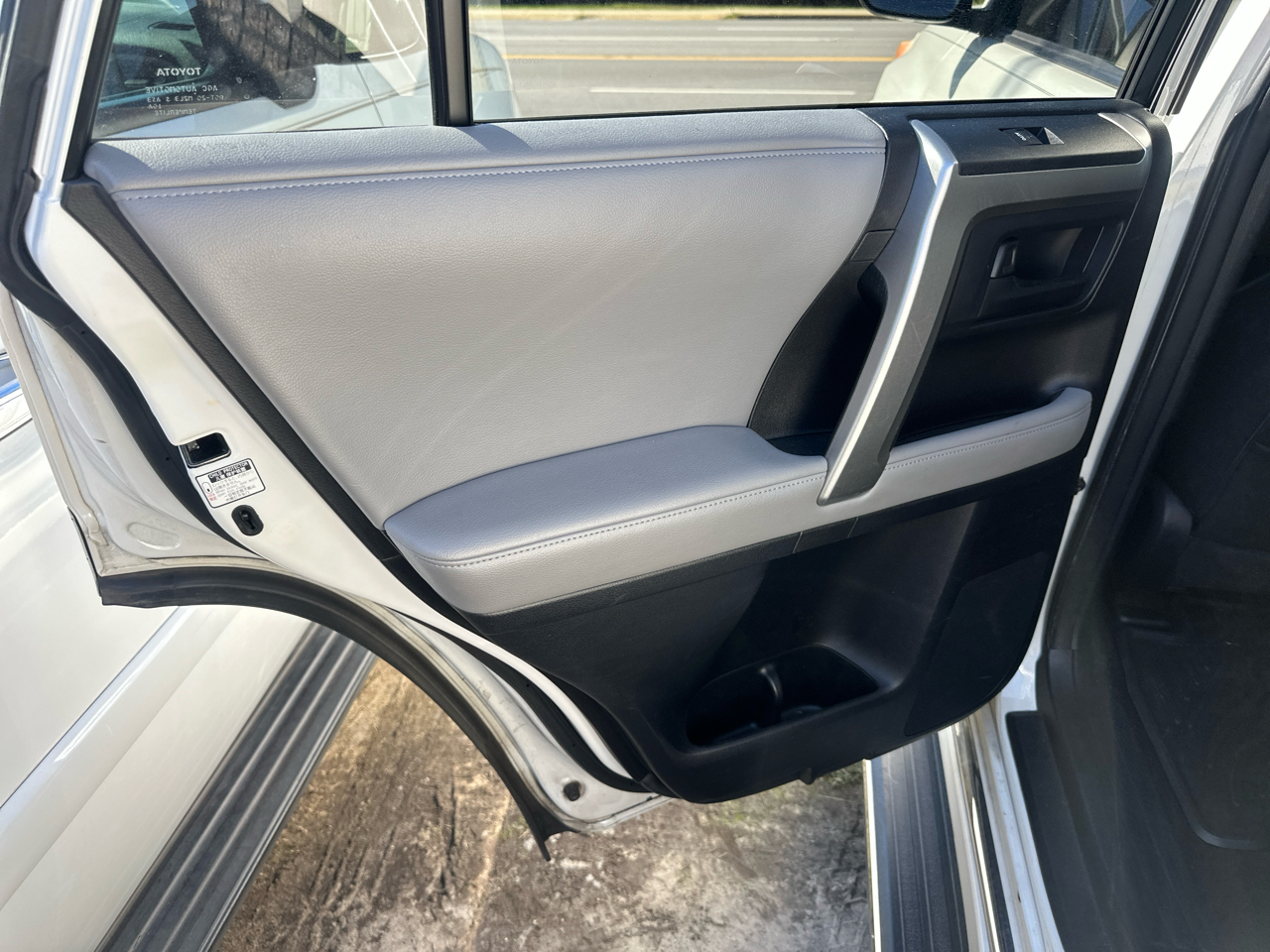 Toyota 4Runner SR5 2WD 2011 Toyota 4Runner SR5 2WD 2011