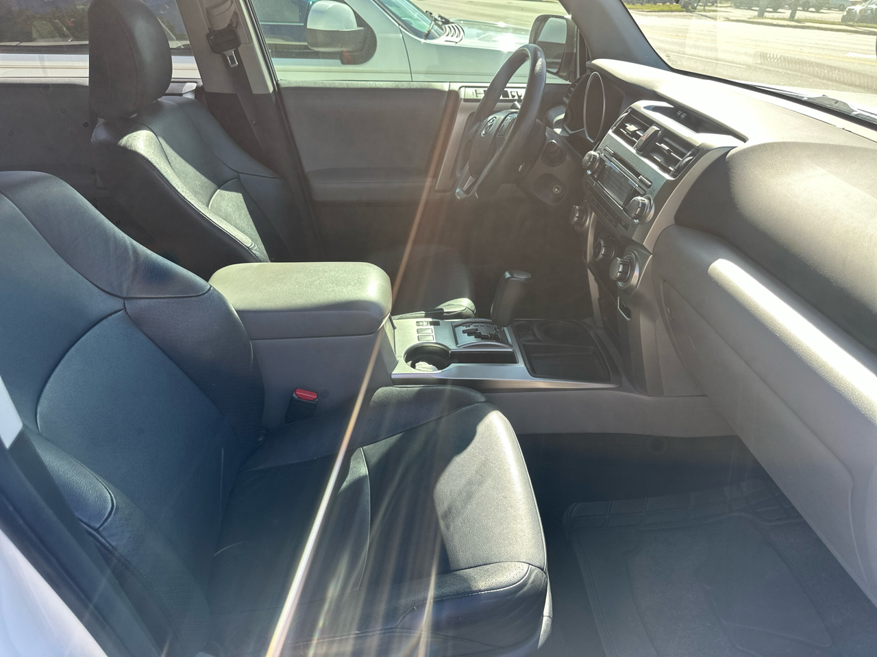 Toyota 4Runner SR5 2WD 2011 Toyota 4Runner SR5 2WD 2011