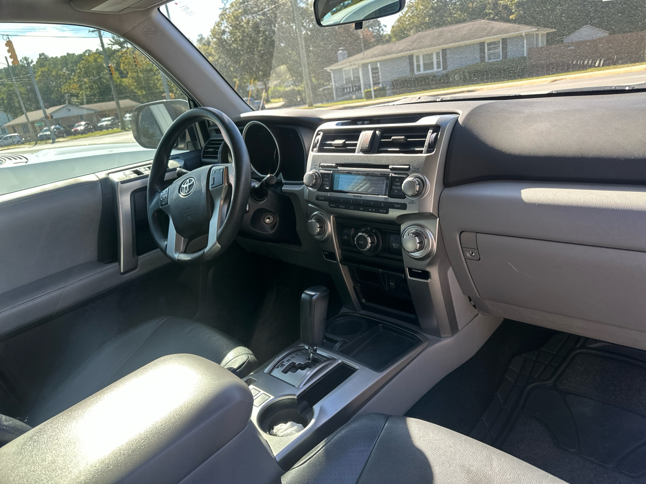 Toyota 4Runner SR5 2WD 2011 Toyota 4Runner SR5 2WD 2011