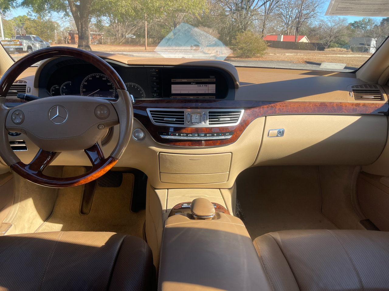 Mercedes-Benz S-Class S550 2007