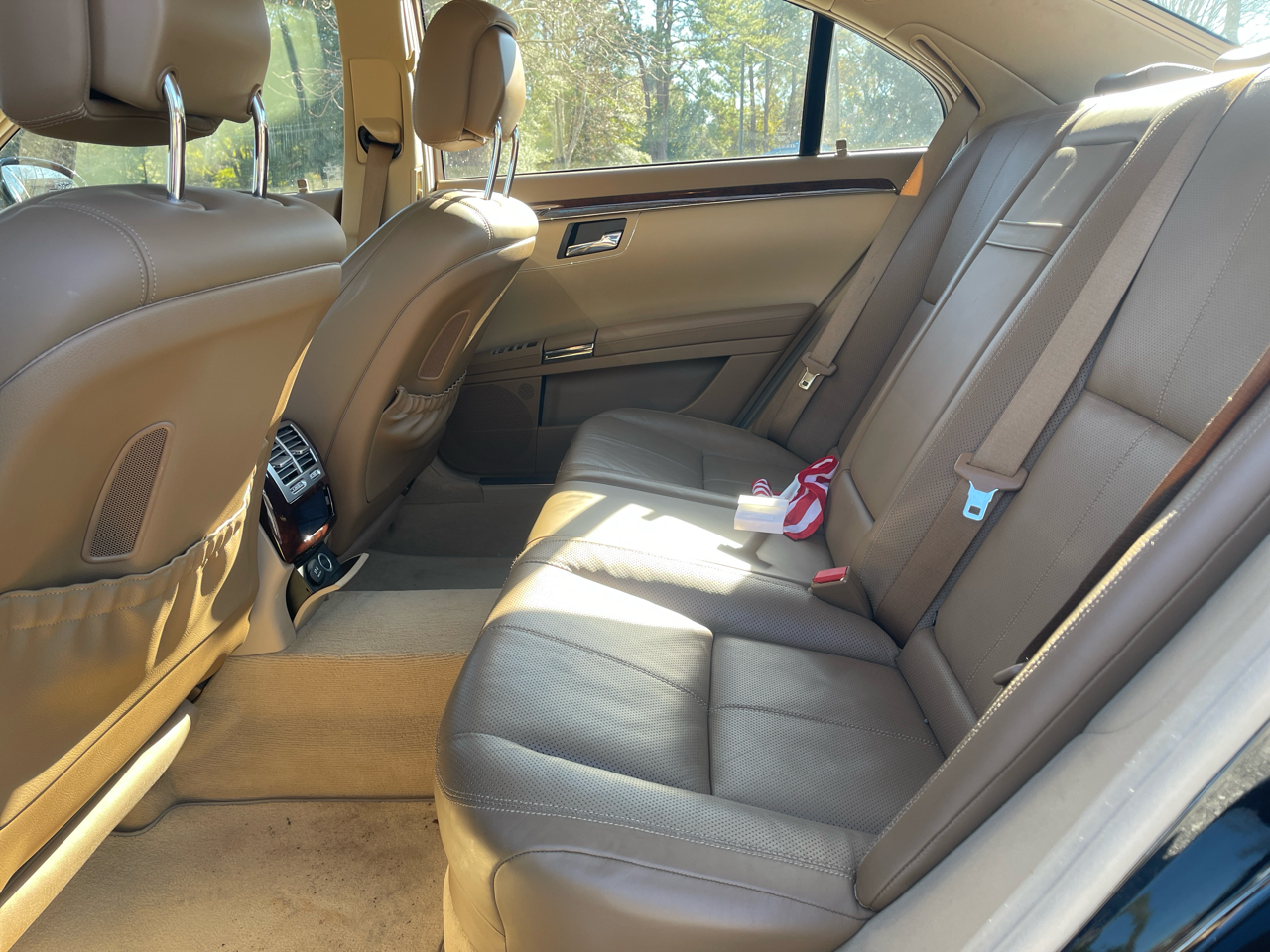 Mercedes-Benz S-Class S550 2007