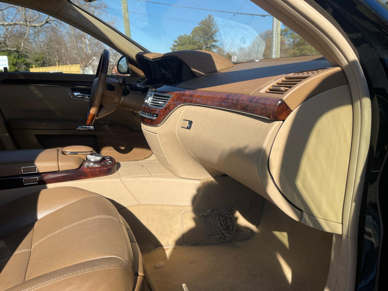 Mercedes-Benz S-Class S550 2007