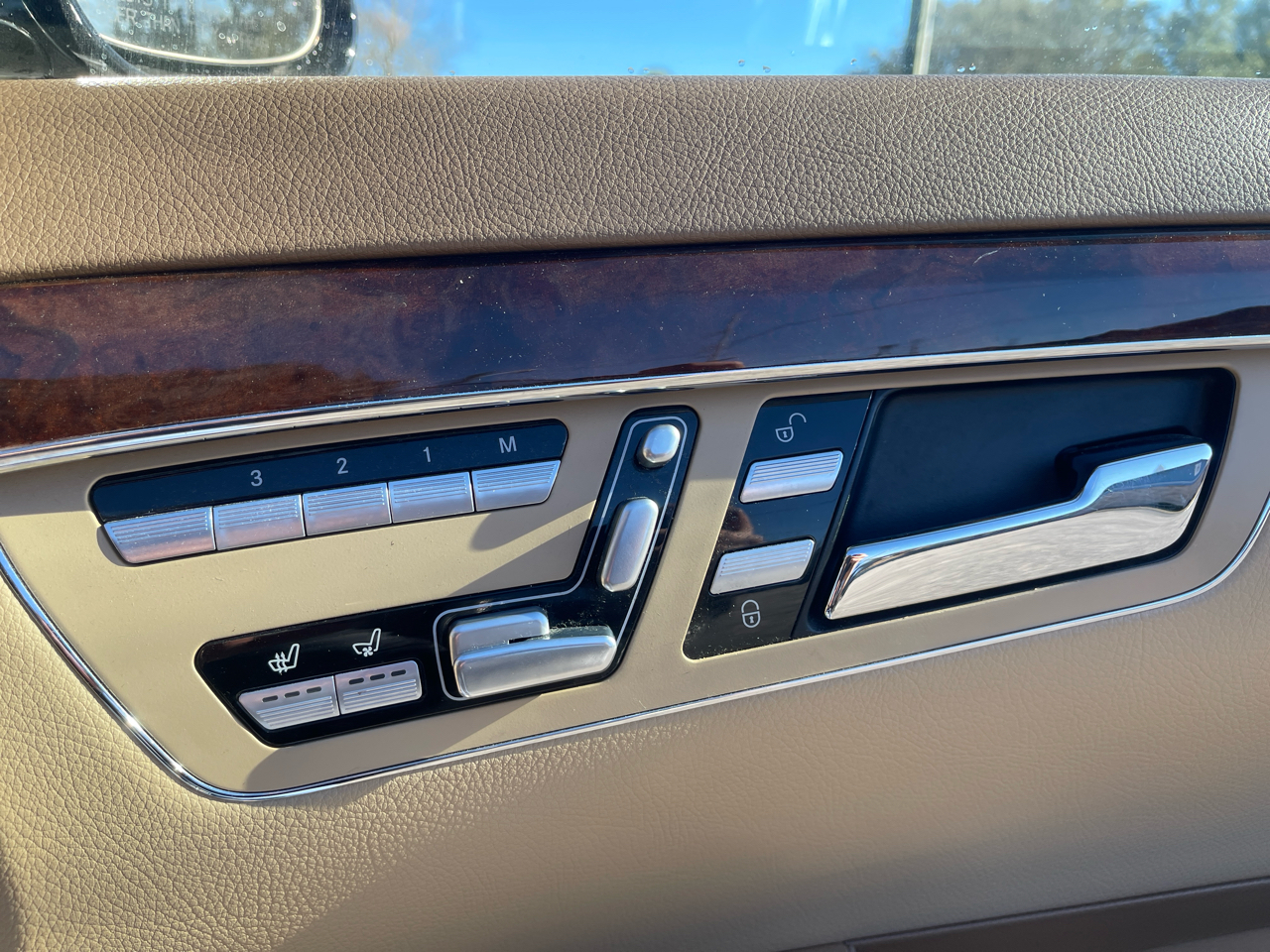 Mercedes-Benz S-Class S550 2007