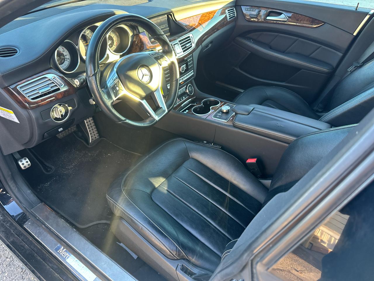 Mercedes-Benz CLS-Class CLS550 4MATIC 2014