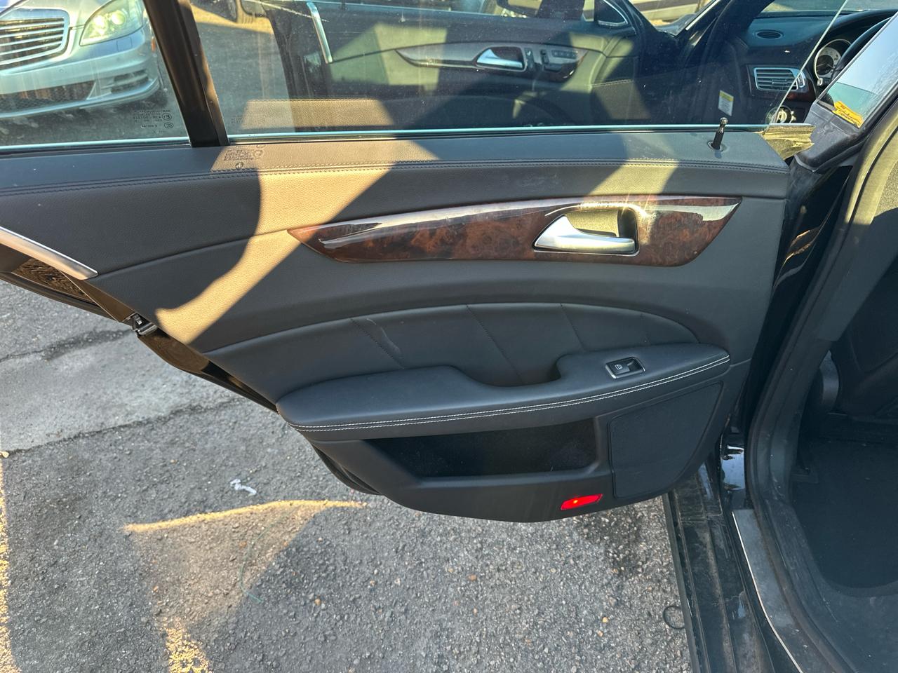 Mercedes-Benz CLS-Class CLS550 4MATIC 2014