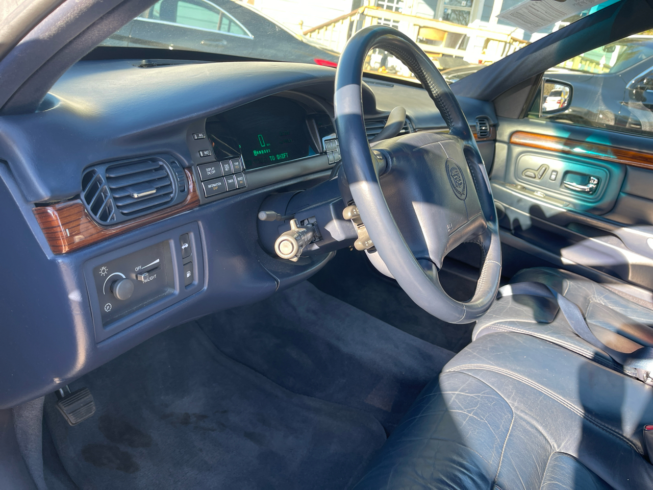 Cadillac DeVille dElegance 1998