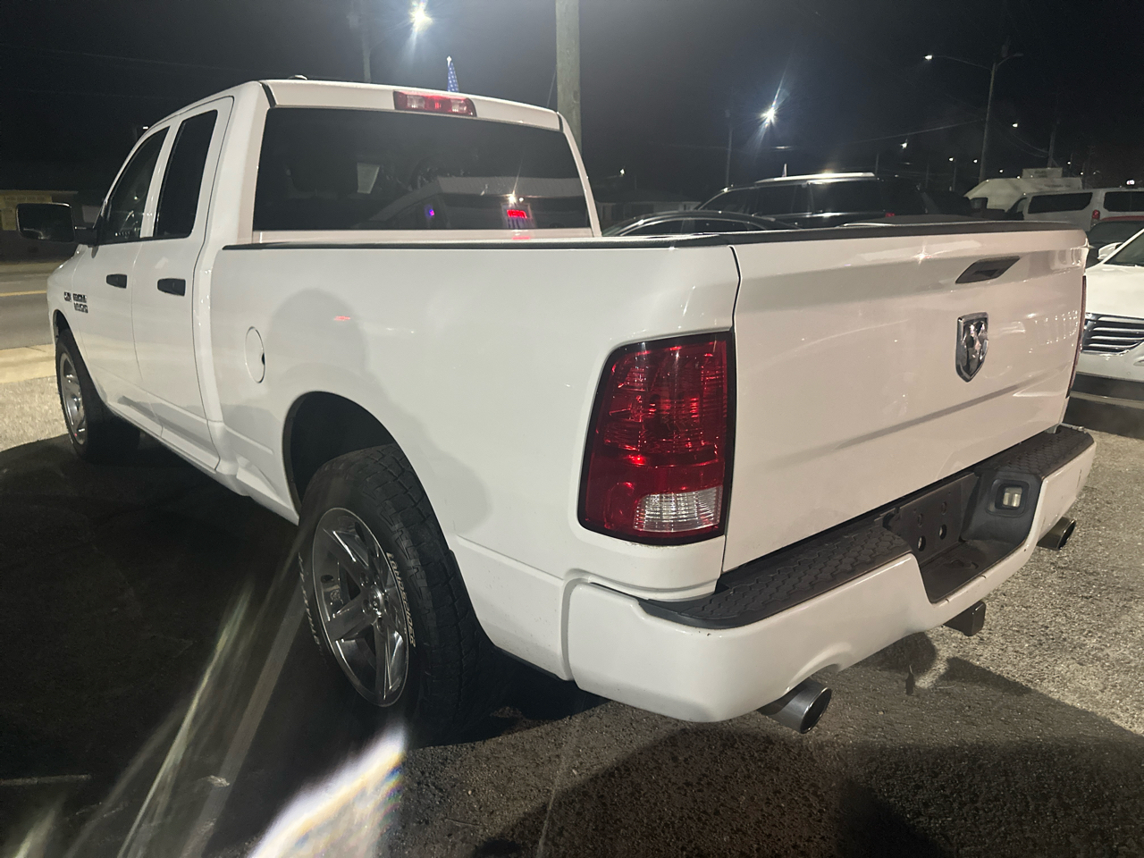 RAM 1500 Tradesman Quad Cab 2WD 2016