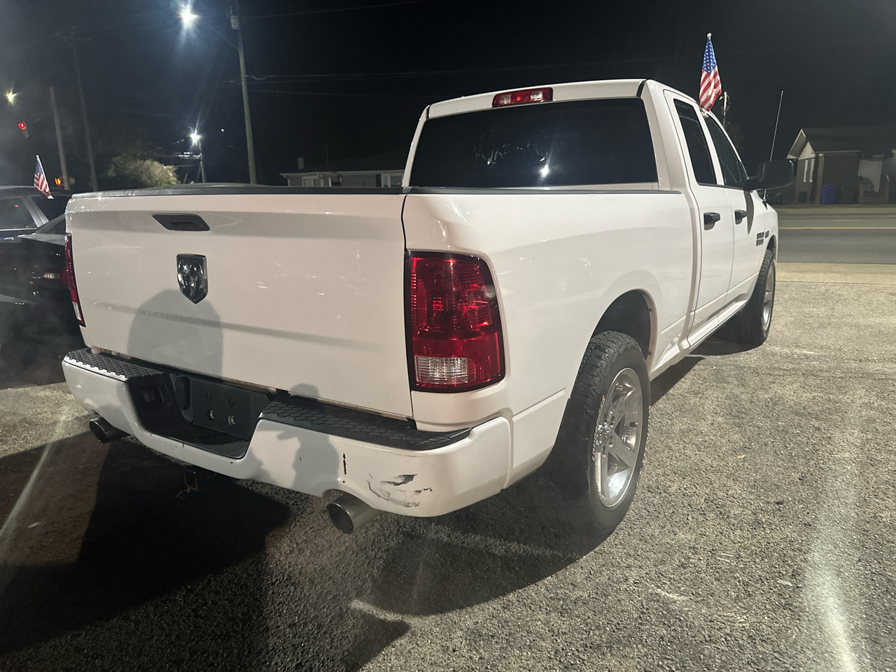 RAM 1500 Tradesman Quad Cab 2WD 2016
