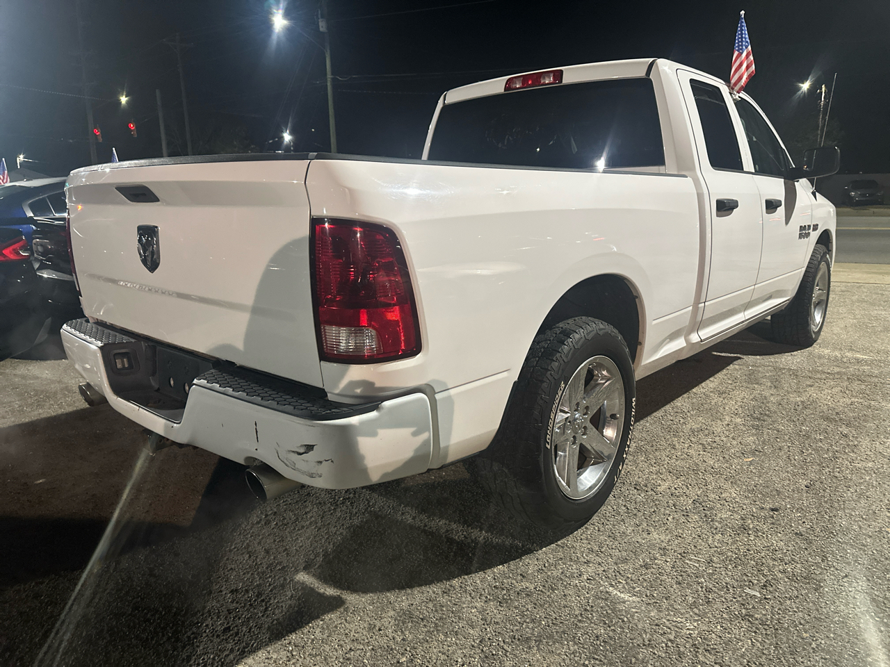 RAM 1500 Tradesman Quad Cab 2WD 2016