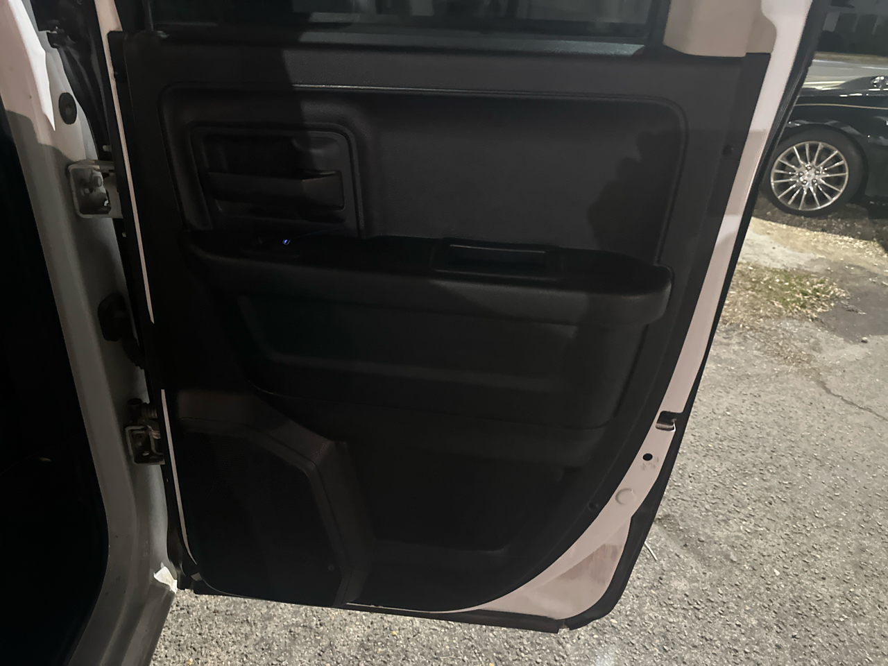 RAM 1500 Tradesman Quad Cab 2WD 2016