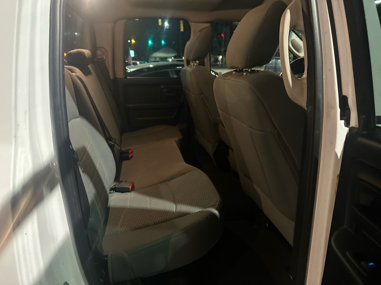 RAM 1500 Tradesman Quad Cab 2WD 2016