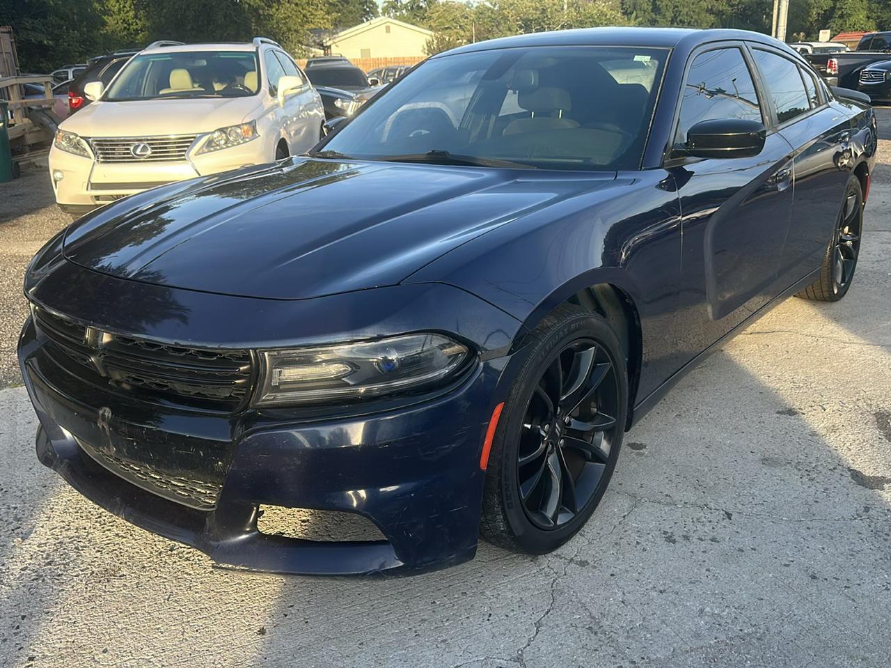 Dodge Charger SE 2017