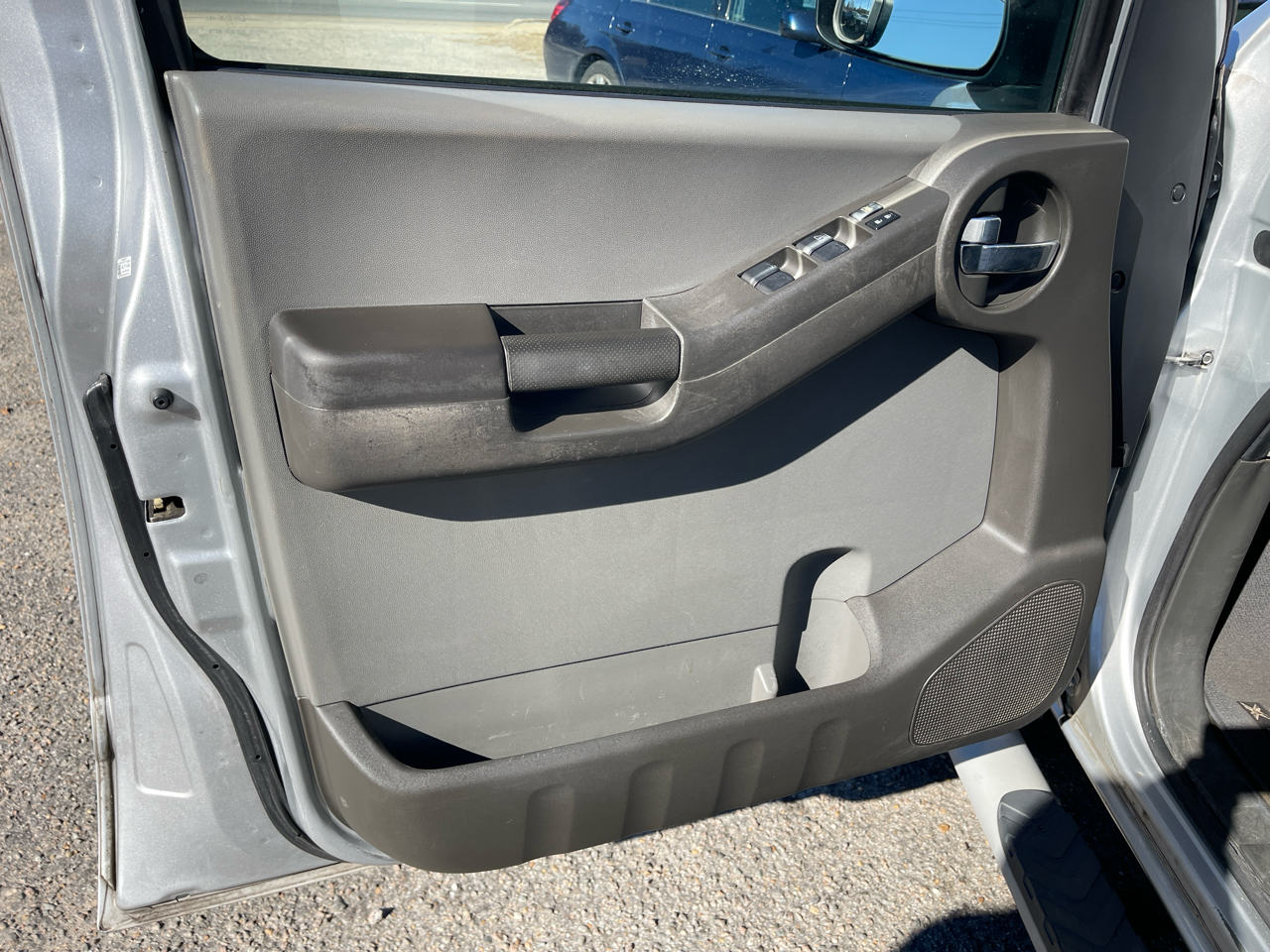 Nissan Xterra X 4WD 2013