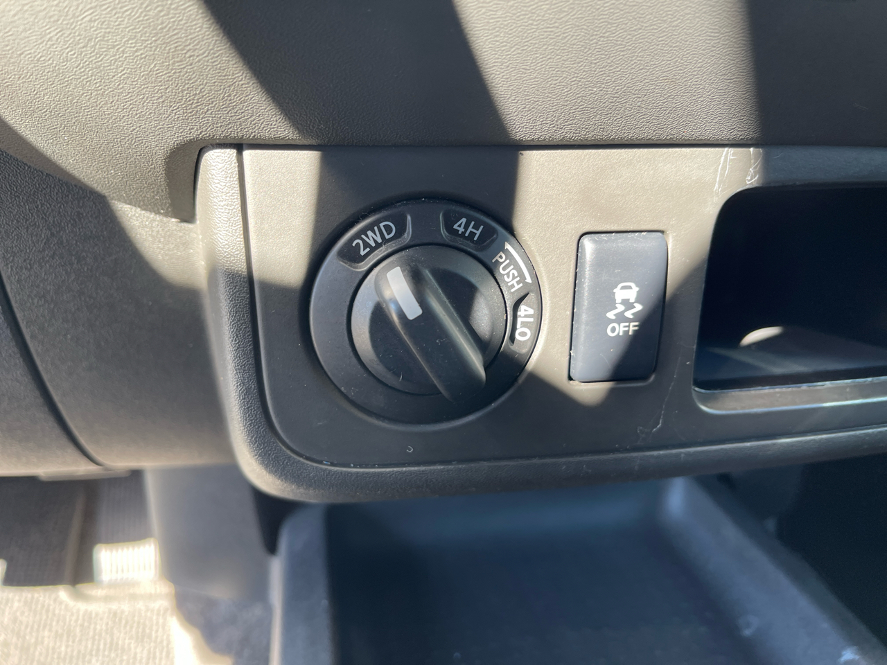 Nissan Xterra X 4WD 2013