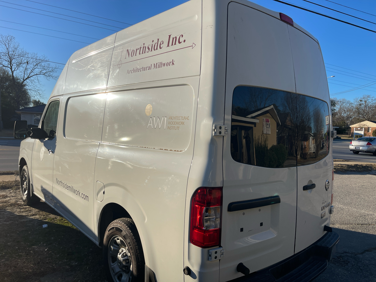 Nissan NV Cargo 2500 HD S V6 High Roof 2012