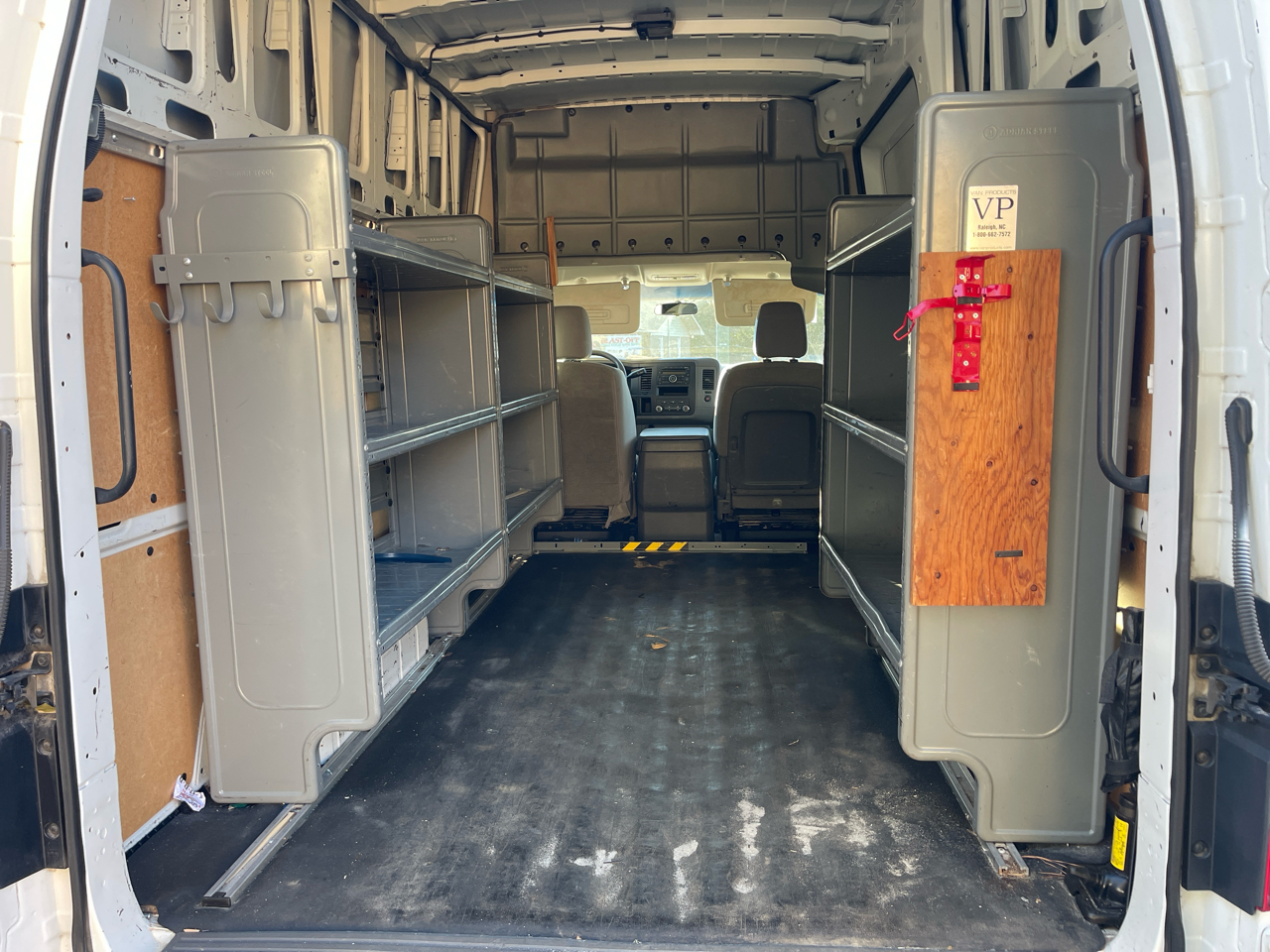 Nissan NV Cargo 2500 HD S V6 High Roof 2012