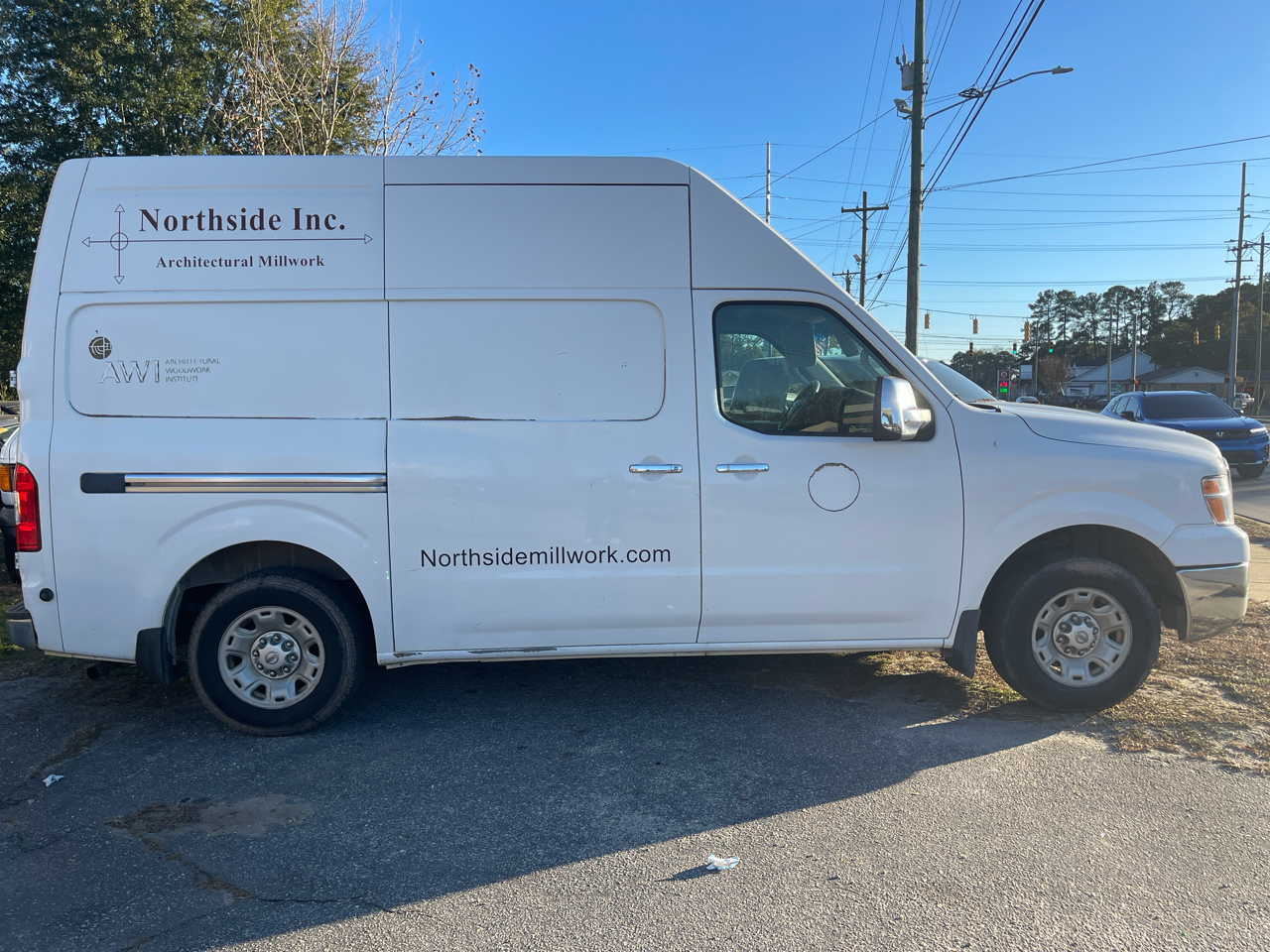 Nissan NV Cargo 2500 HD S V6 High Roof 2012