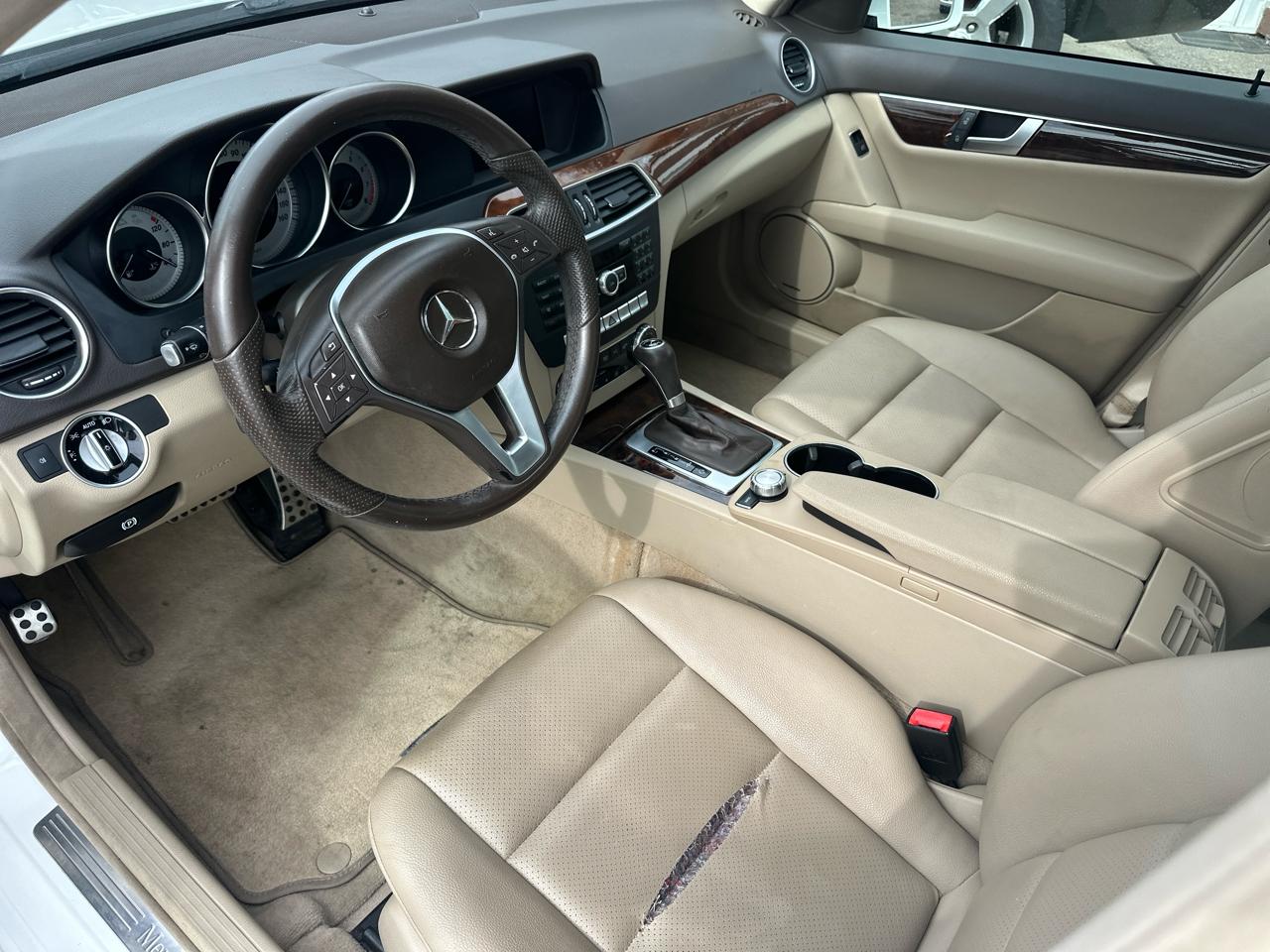 Mercedes-Benz C-Class C300 4MATIC Sport 2014