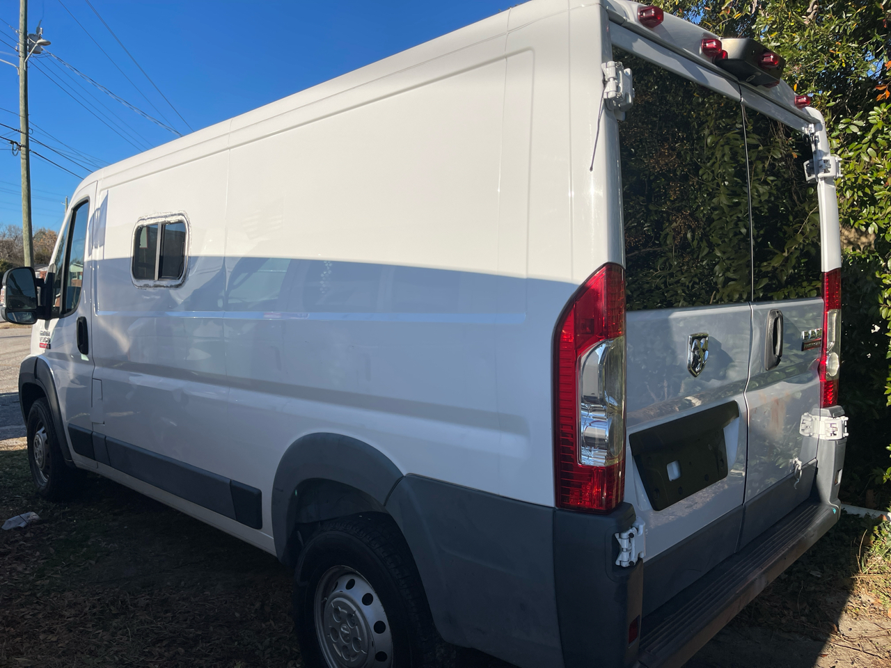 RAM Promaster 1500 Low Roof Tradesman 136-in. WB 2018