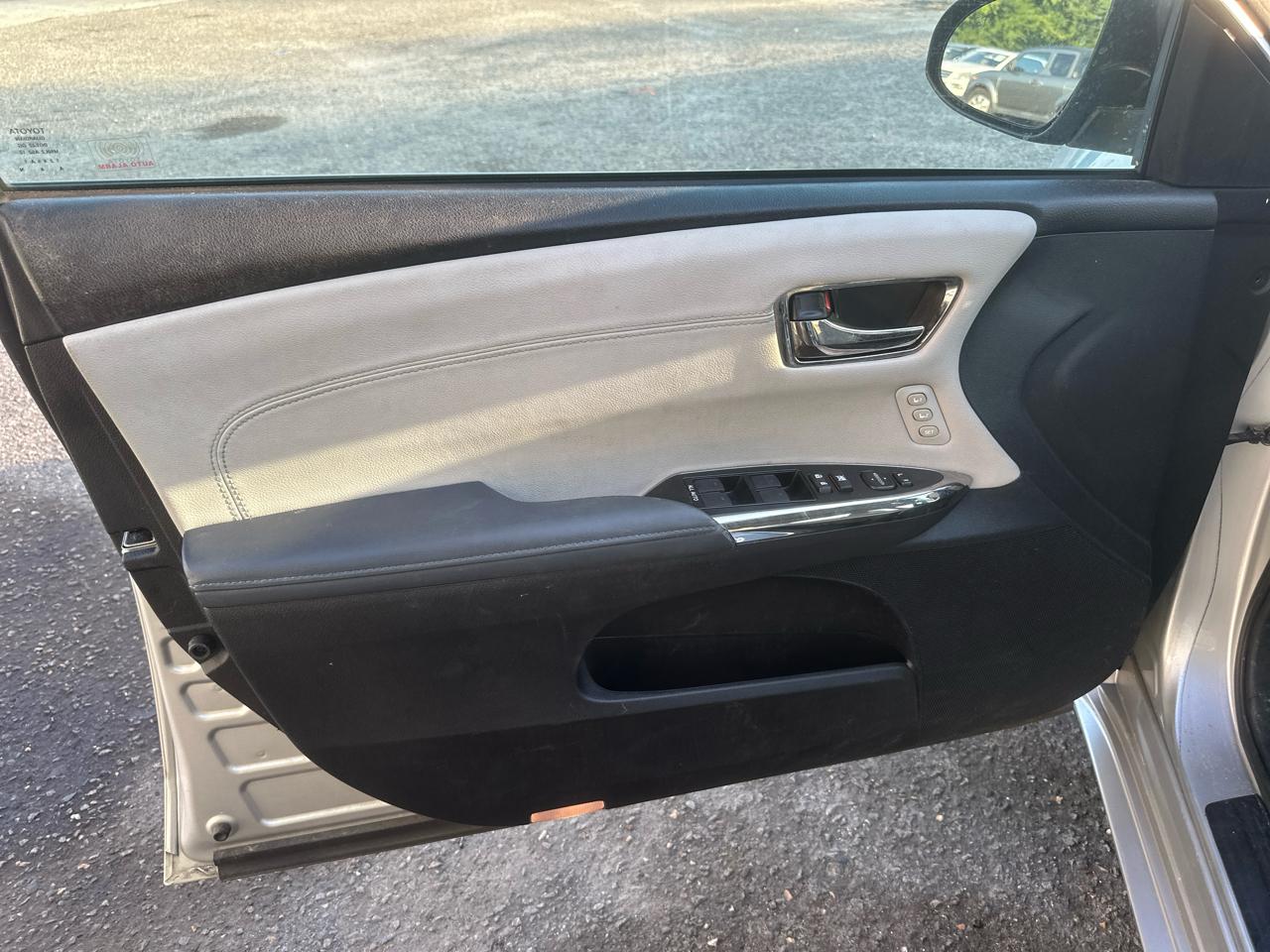 Toyota Avalon XLE 2013