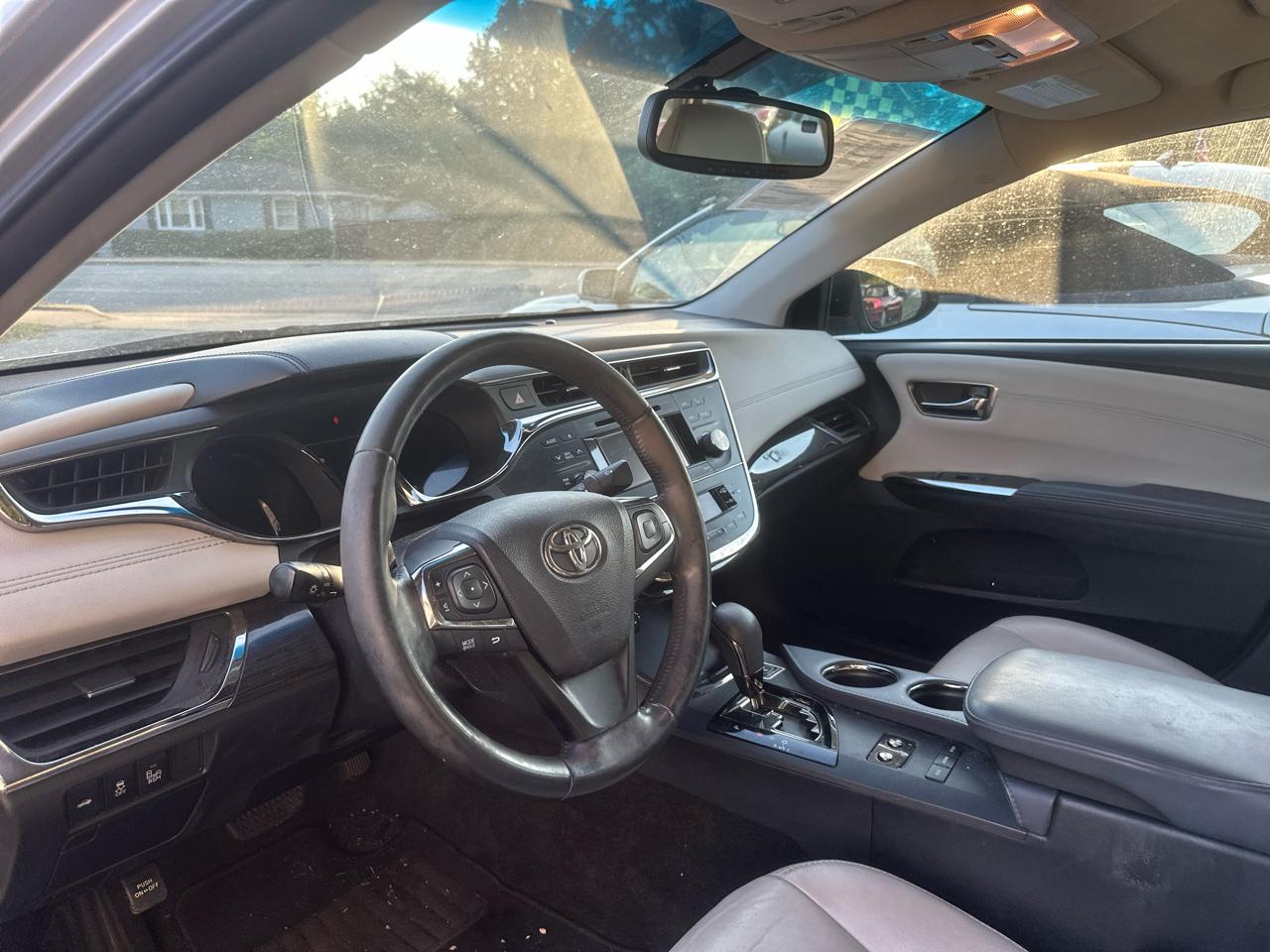 Toyota Avalon XLE 2013
