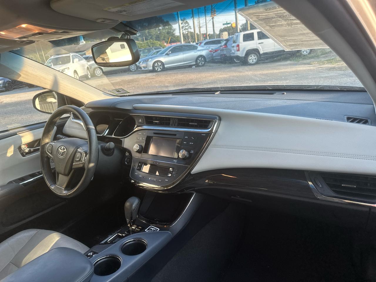 Toyota Avalon XLE 2013