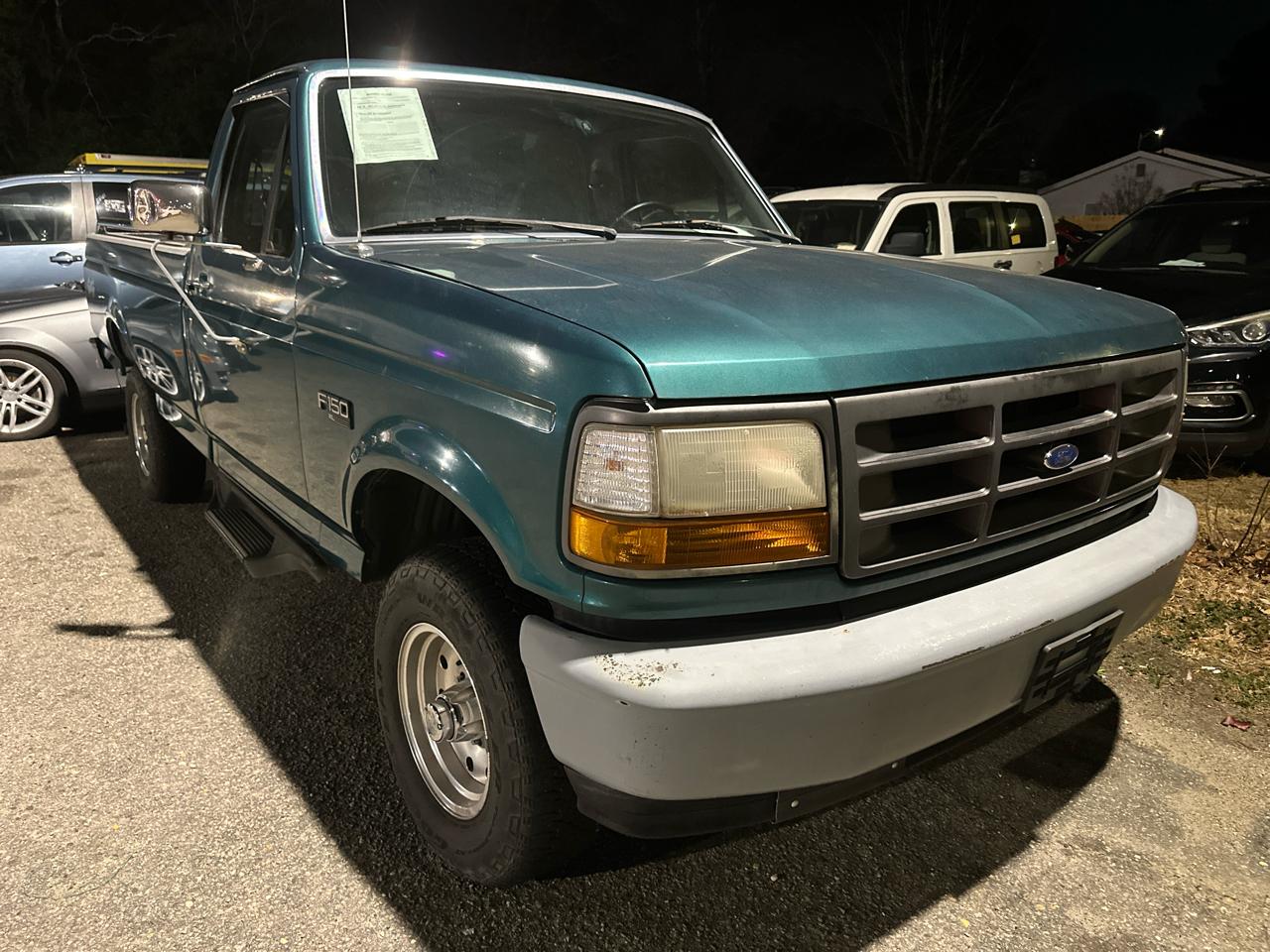 1996 Ford F-150 Special 4WD LB