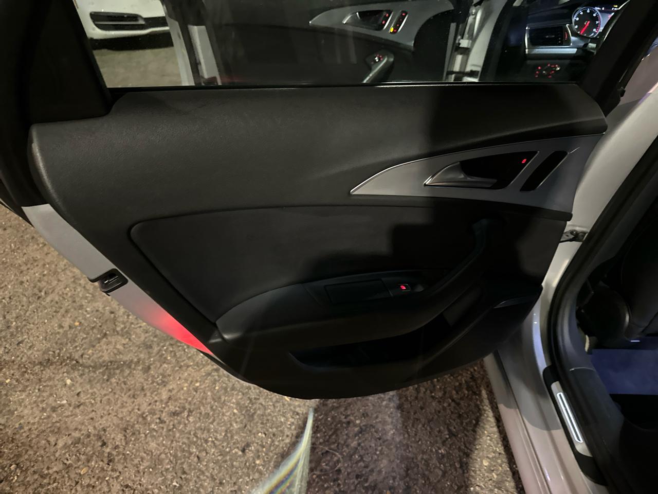 Audi A6 3.0T quattro Tiptronic 2012