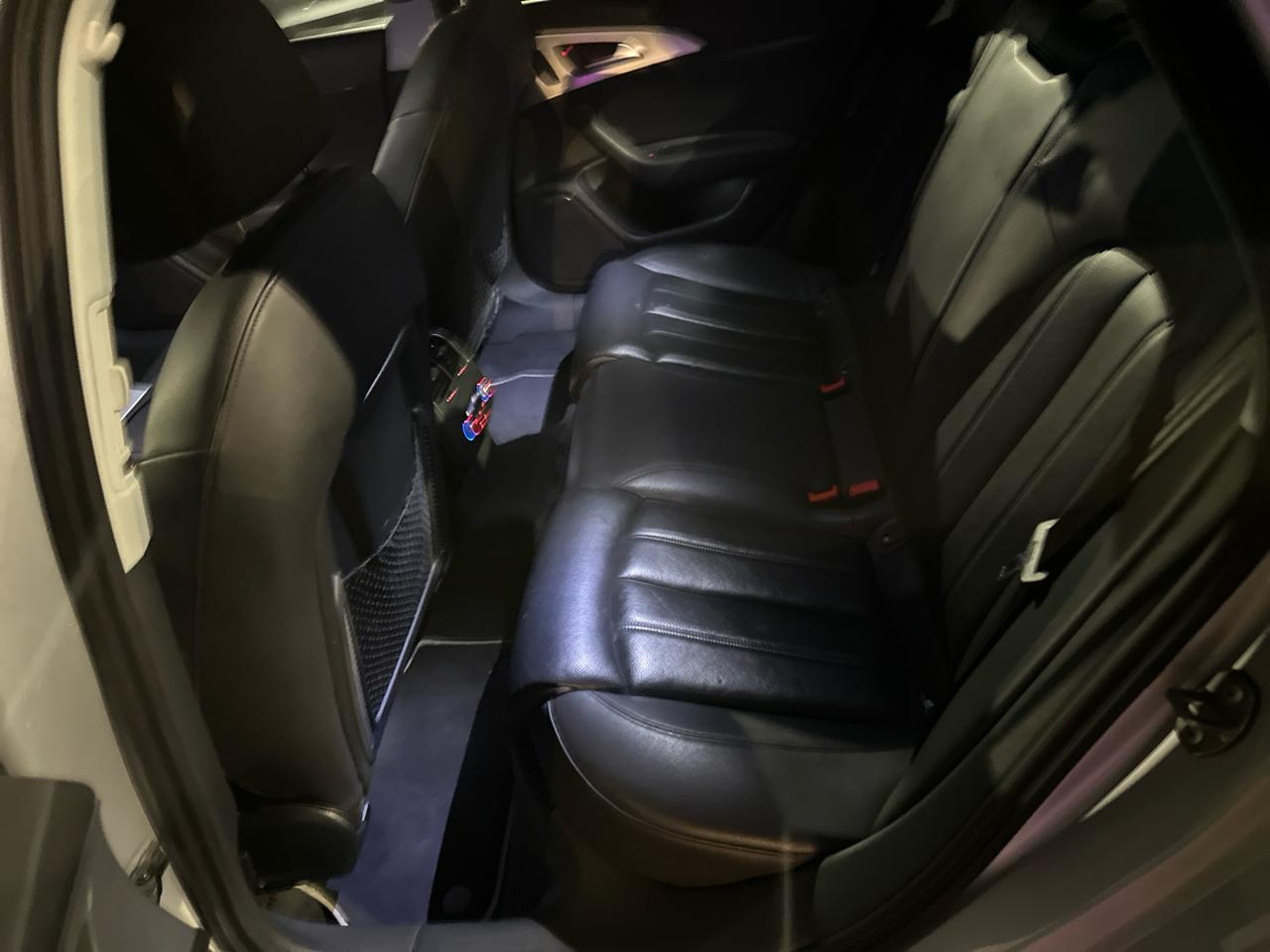 Audi A6 3.0T quattro Tiptronic 2012