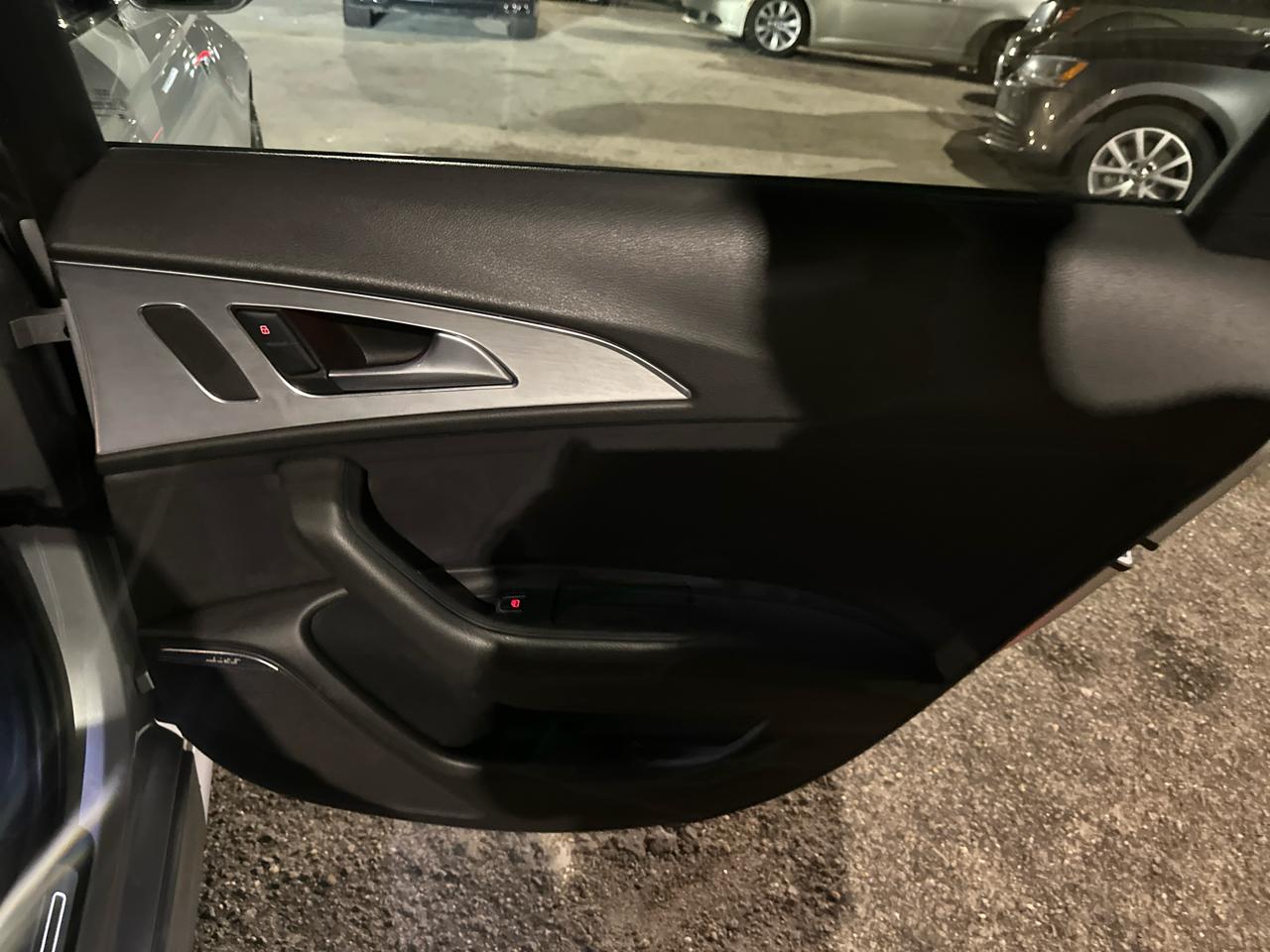 Audi A6 3.0T quattro Tiptronic 2012